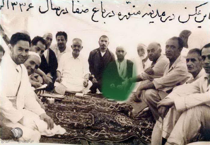 پرونده:عبدالحسين (1).jpg