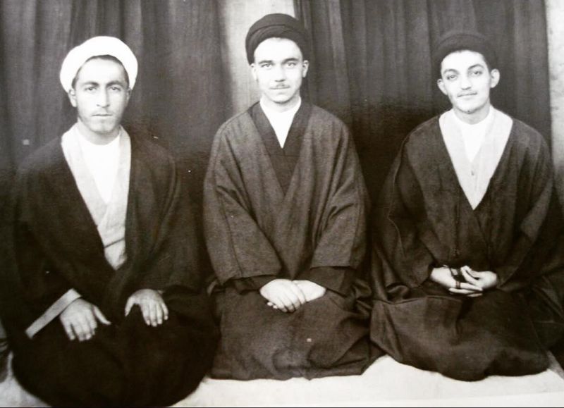 پرونده:سبحانی (1).jpg