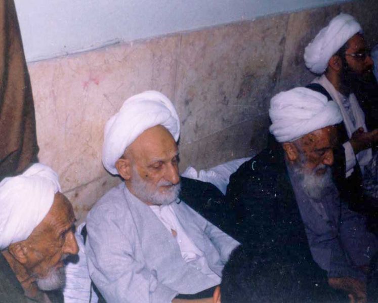 پرونده:حسن علی مروارید (19).jpg